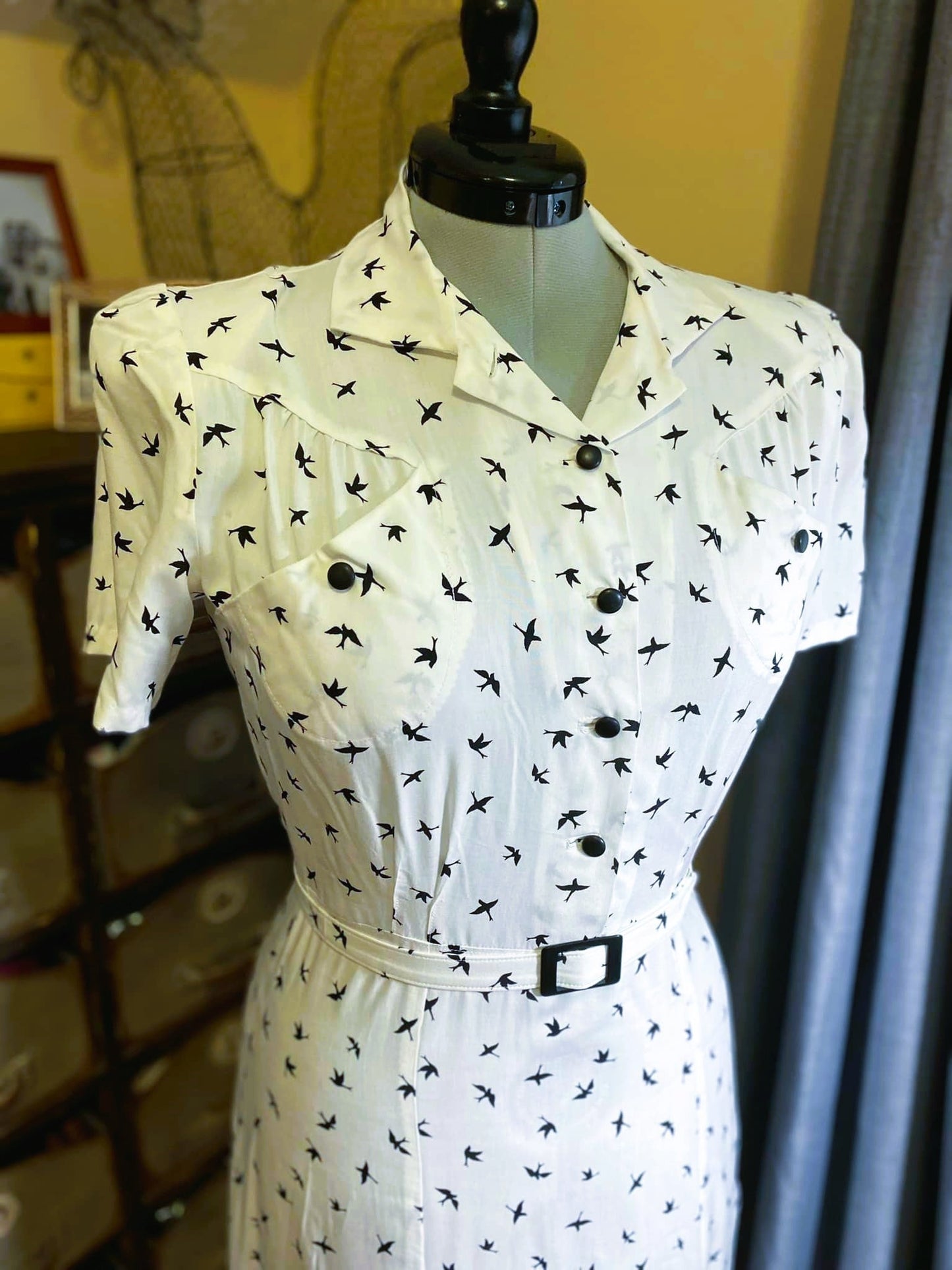 1940s WWII Dress with Breast Pockets - Bust 36" Pattern #4602 -36 - PAPER COPY