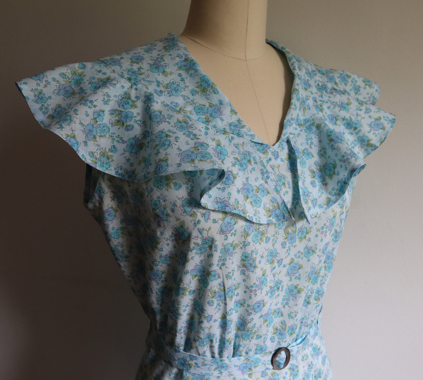 1930s Ladies Sleeveless Day Dress - Pattern #T0423 - 34 Inch Bust