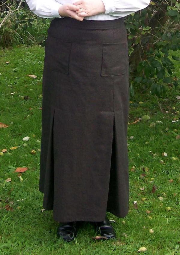 1930s Ladies Skirt With Patch Pockets- Reproduction 1935 Sewing Pattern #T8354 - 34 Inch Waist