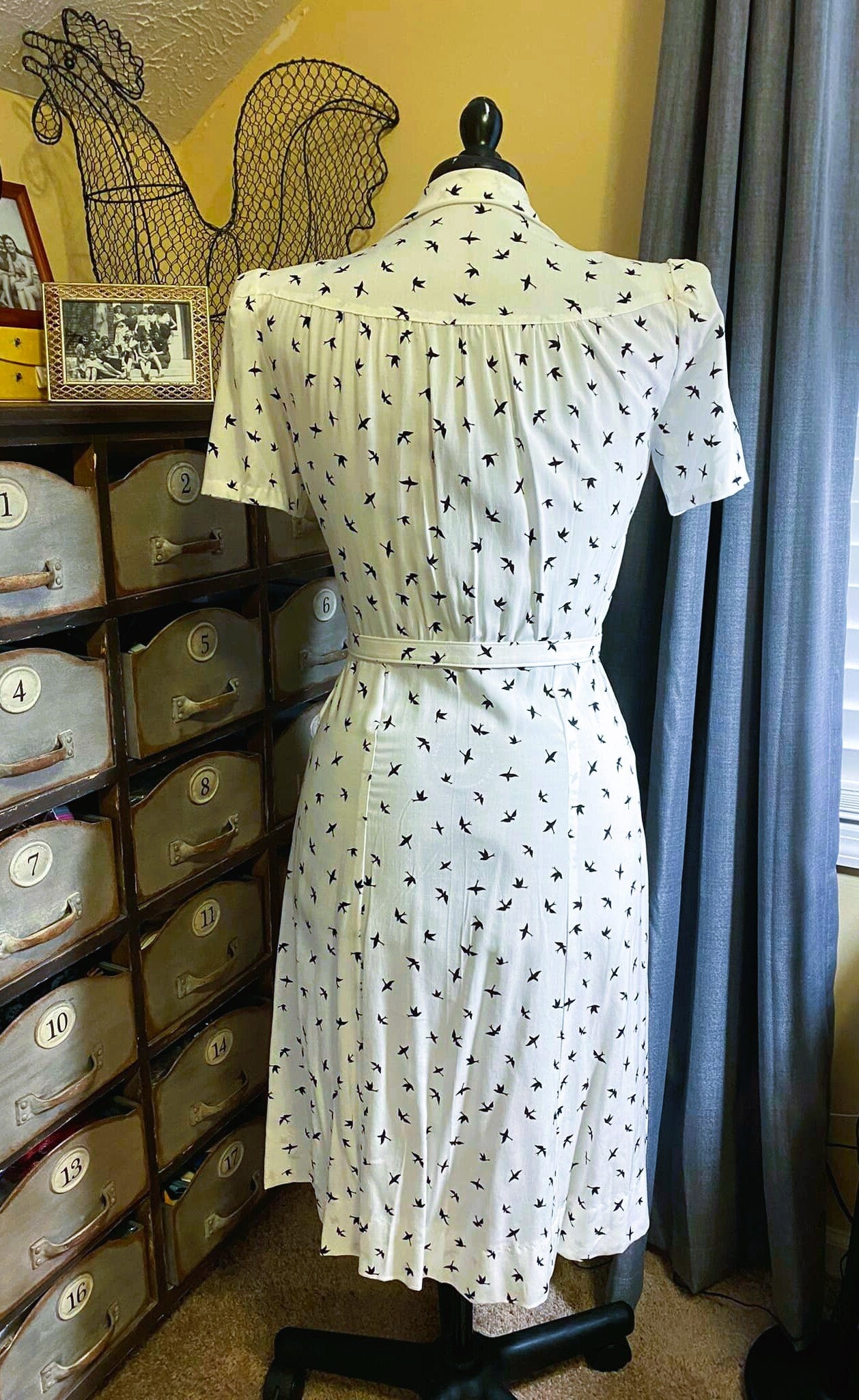 1940s WWII Dress with Breast Pockets - Bust 36" Pattern #4602 -36 - PAPER COPY
