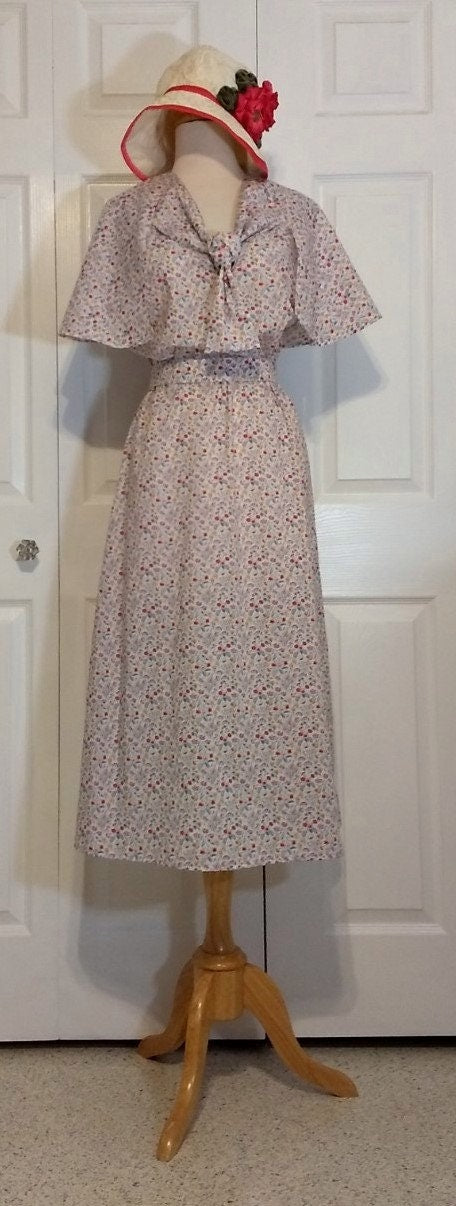 1930s Ladies Capelet Dress With Front Scarf Tie - Pattern #T3412 - 38 Inch Bust