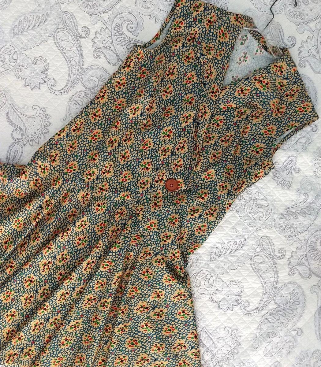 1930 Ladies Day Dress With Surplice Front - Pattern #T2560 - 42 Inch Bust