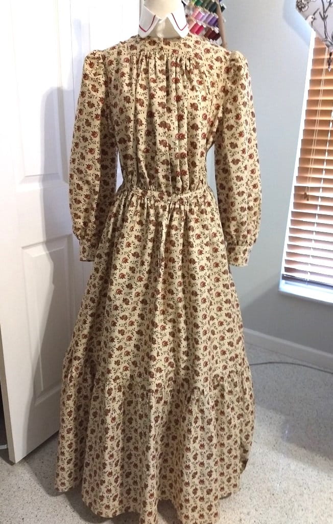 1900s Ladies House Dress or Wrapper - 1908 Pattern #E2263 - 38 Inch Bust