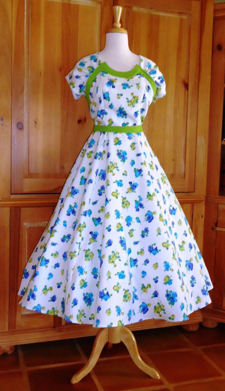 1950s Ladies Dress with Jacket - Reproduction 1954 Sewing Pattern #F7138 - 32 Inch Bust