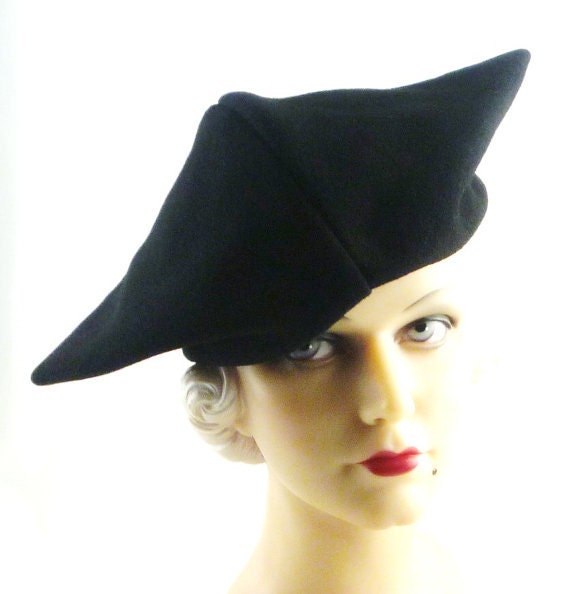 1930s Ladies Oddly Shaped Hats - Reproduction 1934 Sewing Pattern #H5542