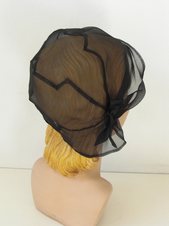 1920s 1930s Ladies Paris Cloche Hat - Reproduction 1929-30 Sewing Pattern #H002