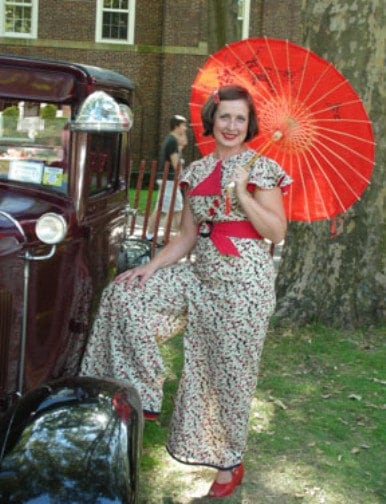 1930s Ladies Beach Pajamas - Loungewear - Pattern #T1536 - 36 Inch Bust