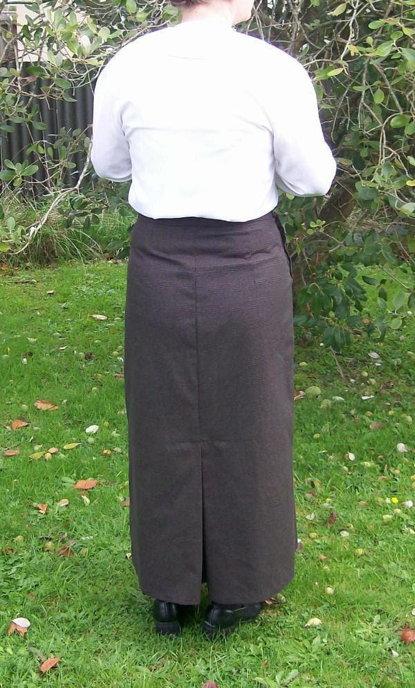 1930s Ladies Skirt With Patch Pockets- INSTANT DOWNLOAD - Reproduction 1935 Sewing Pattern #T8354 - 34 Inch Waist [PDF - PRINT AT HOME]